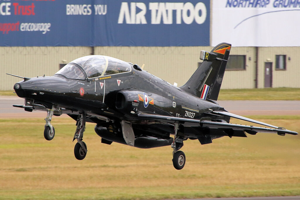 RAF Hawk T2