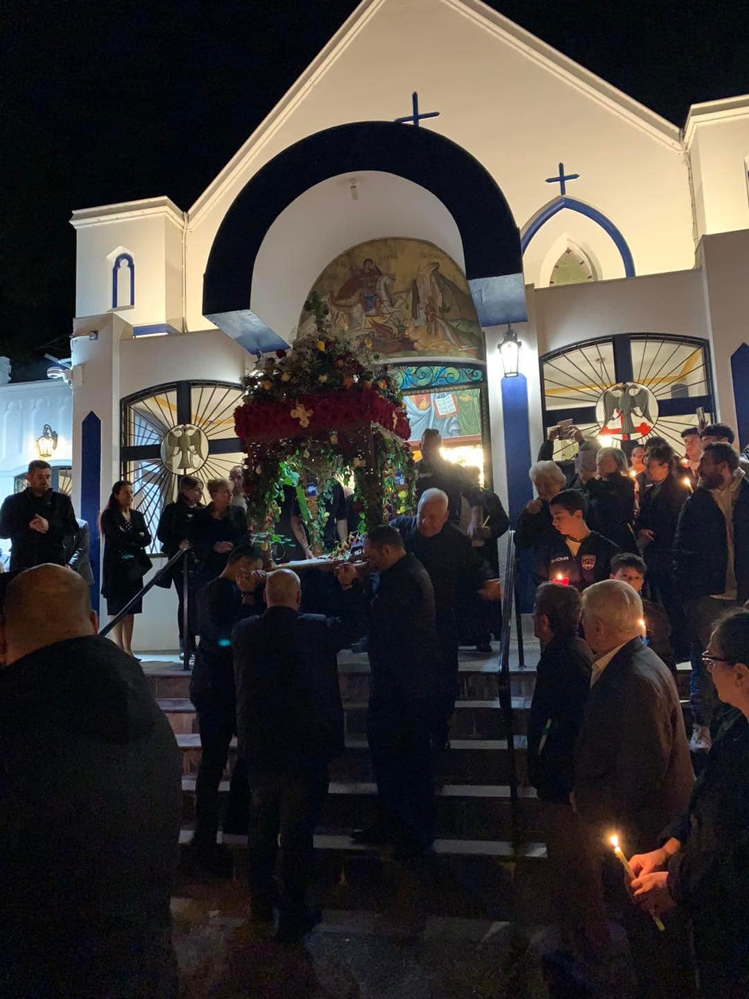 Armed man tackled by brave parishioners at Greek Orthodox church in Melbourne