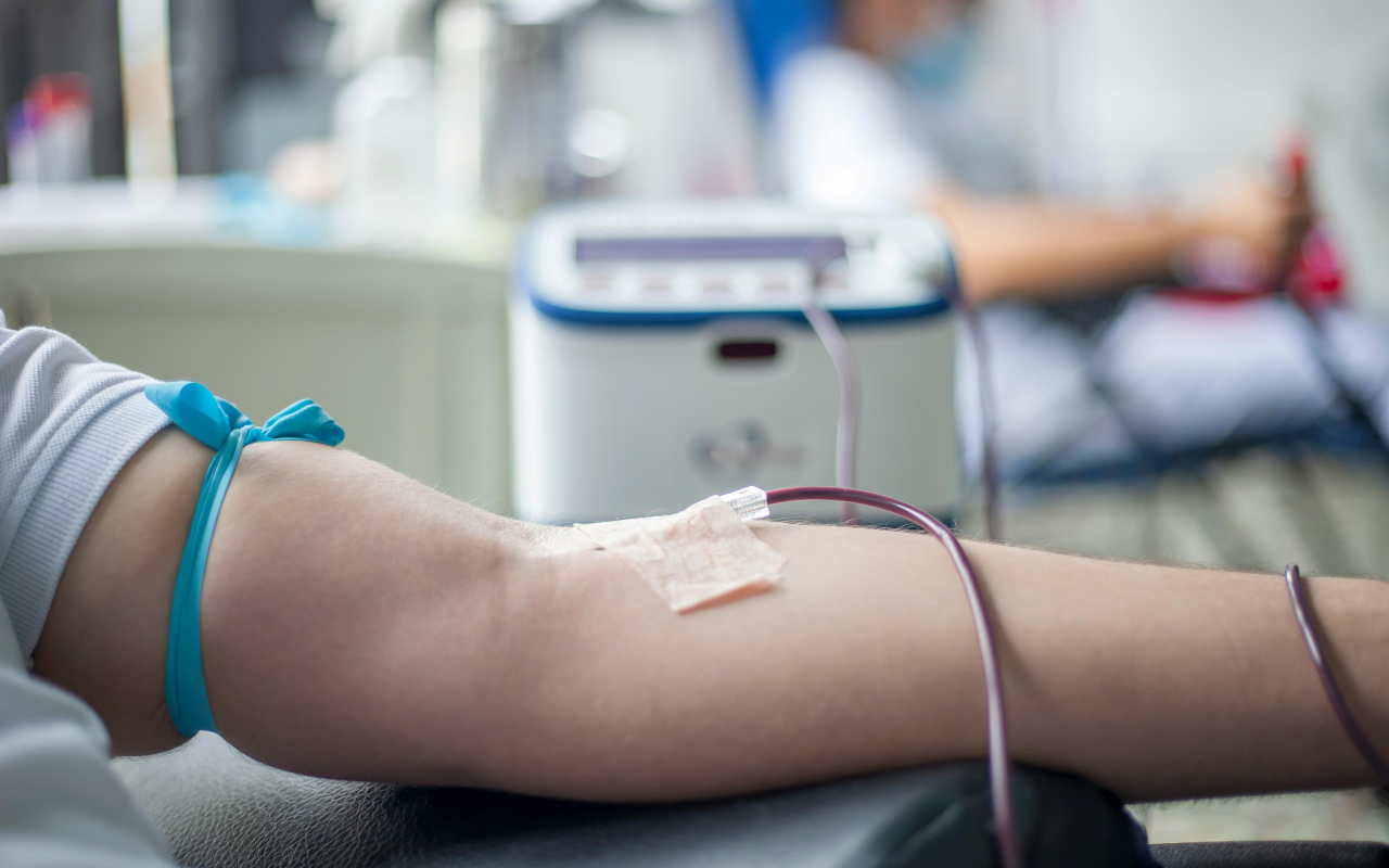Australia lifts ban on homosexual men donating blood
